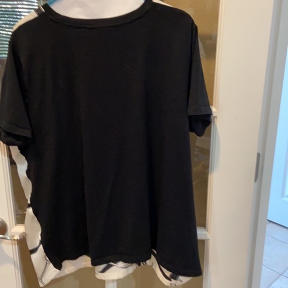 Lauren Ralph Lauren Black and White Print Top - Picture 3 of 4